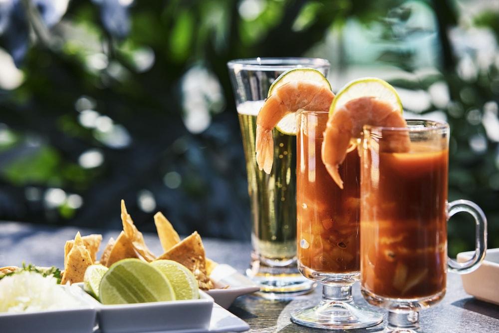 Krystal Grand Suites Insurgentes Meksyk Zewnętrze zdjęcie A shrimp cocktail