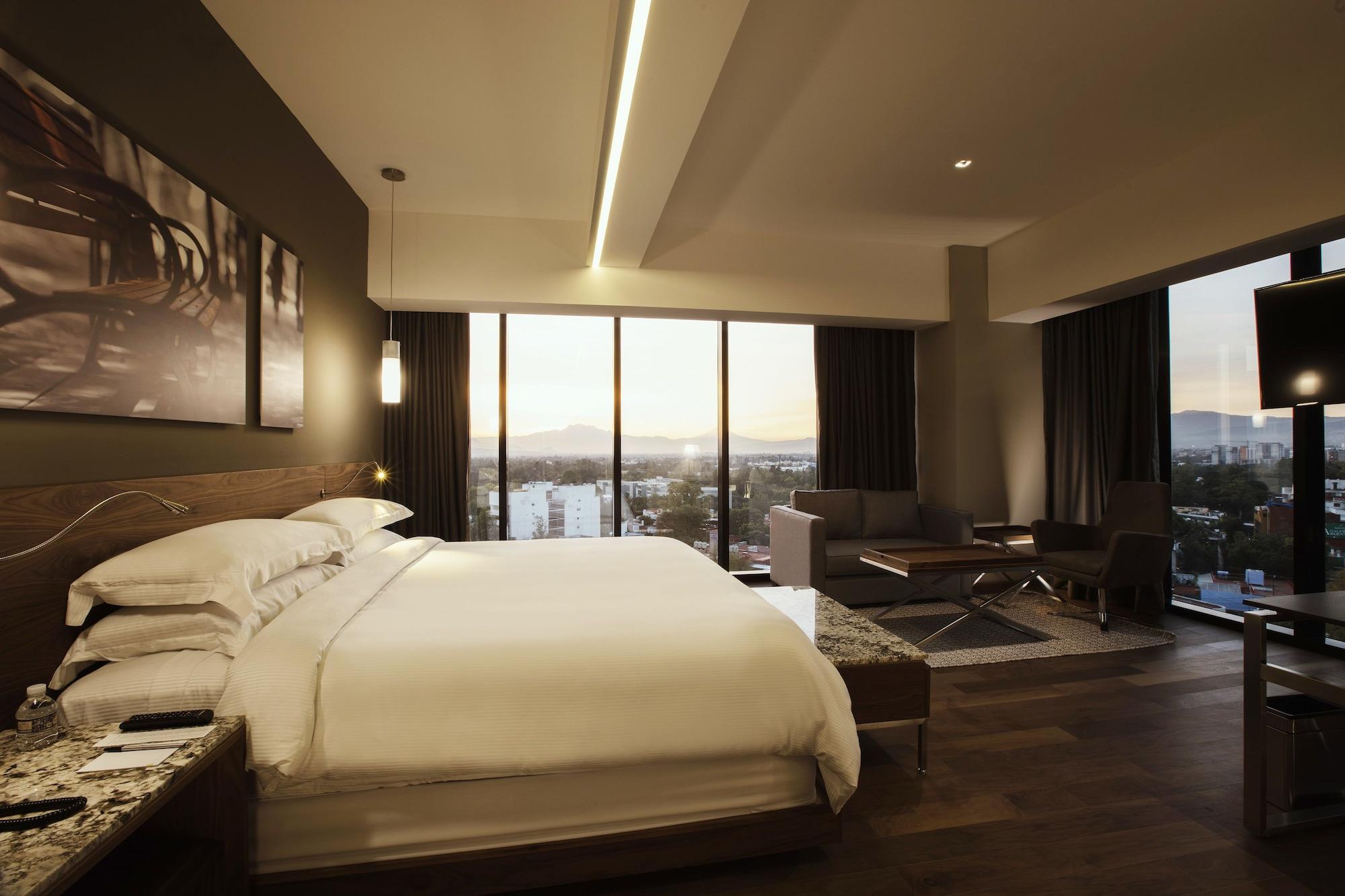 Krystal Grand Suites Insurgentes Meksyk Zewnętrze zdjęcie A guest room at the hotel